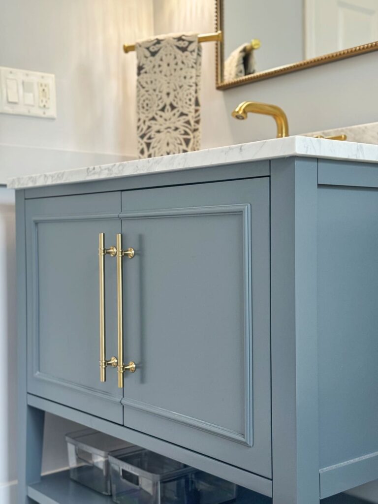 custom bathroom vanities